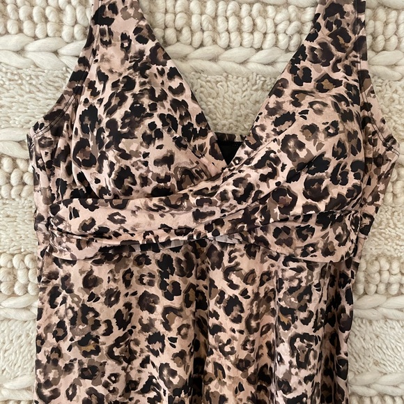 NWOT swim dress adjustable straps. Size 20 - Picture 2 of 4